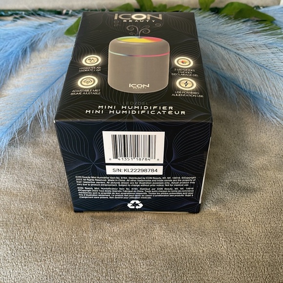 New in Box- Icon beauty - USB powered, mini humidifier - Picture 2 of 7